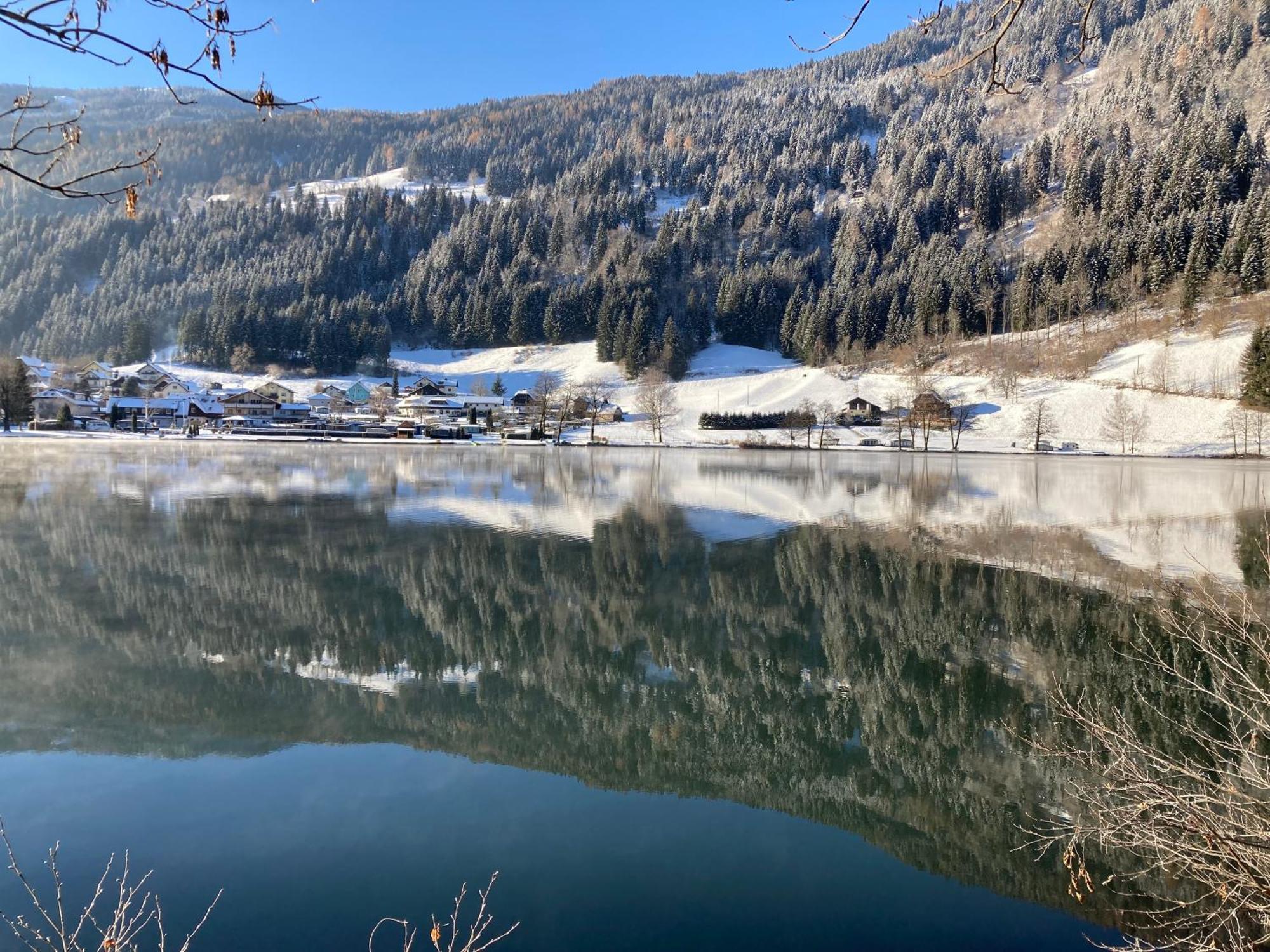 Seebrauer Erlach  Buitenkant foto